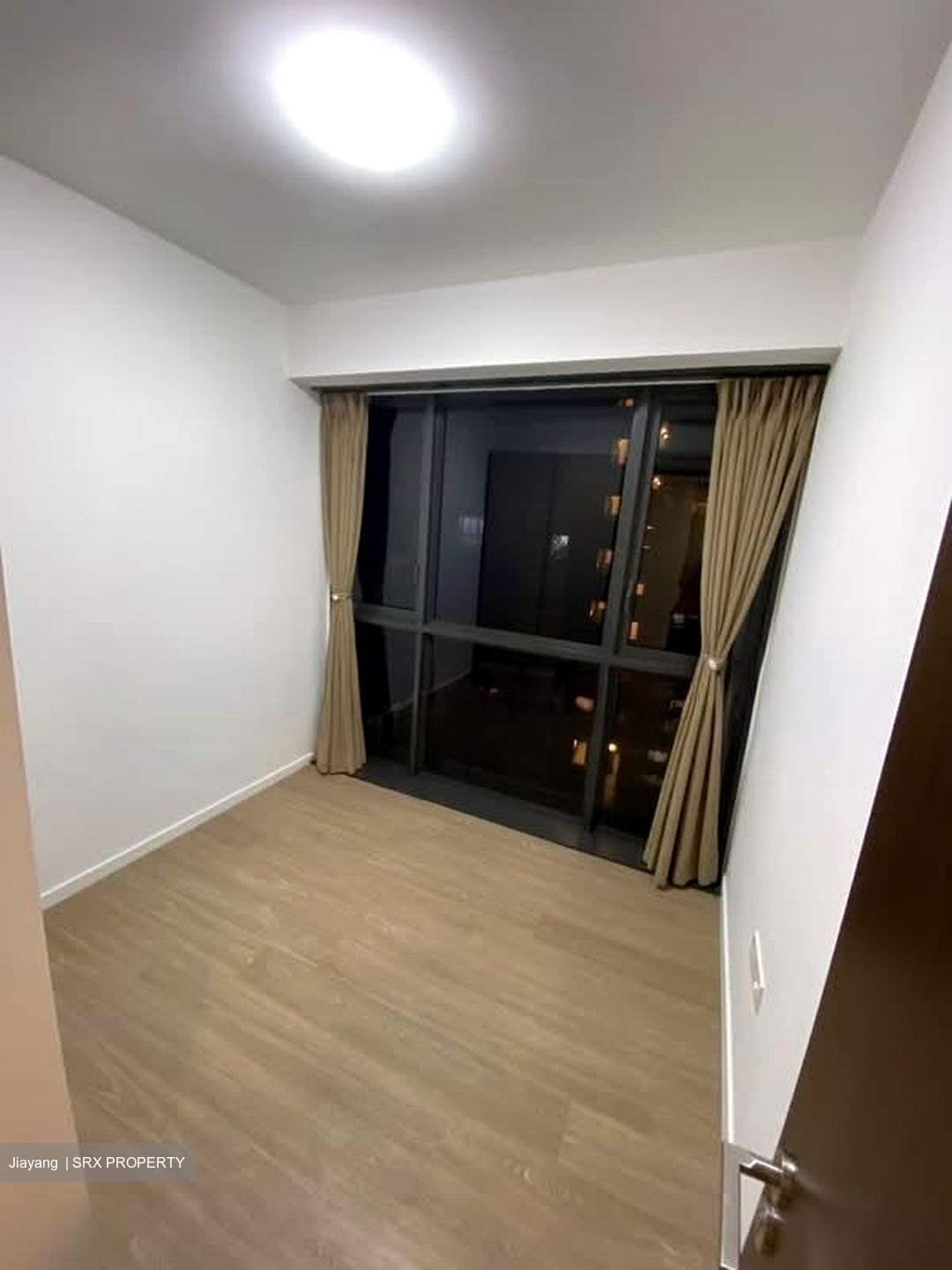 Tenet (D18), Condominium #580495071